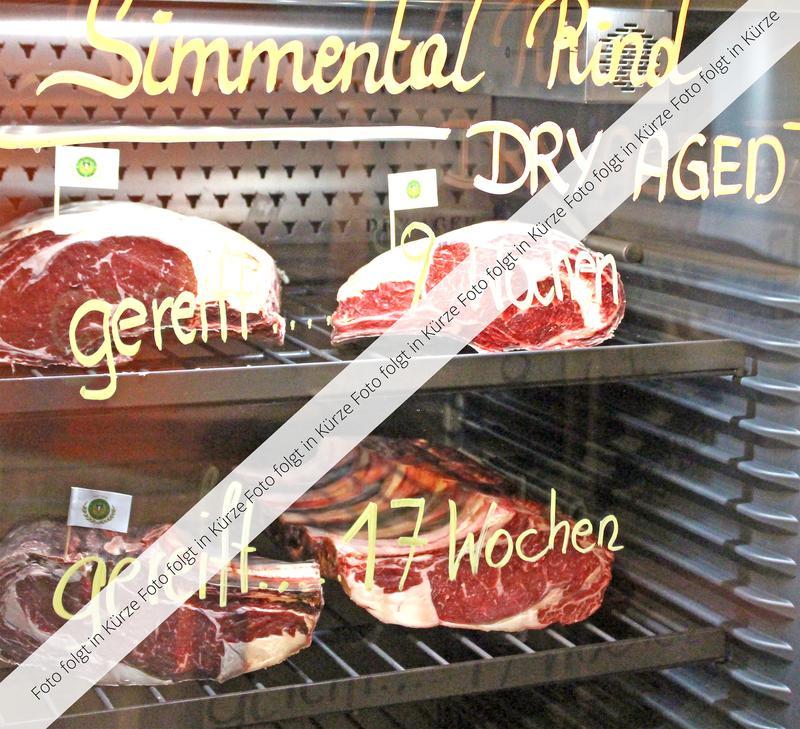 DELUXE DRY AGED SCHWEIN Hochrippe ohne Knochen STEAK MANGALITZA/DUROC