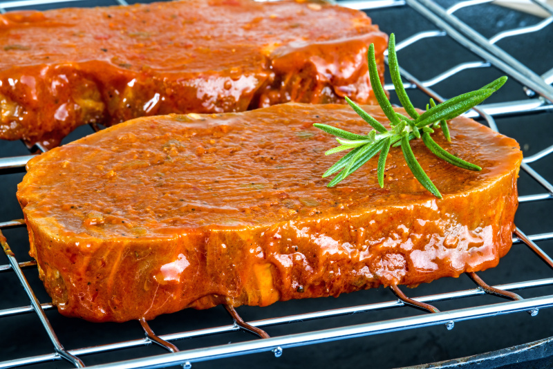 Schweine Karreesteak mariniert